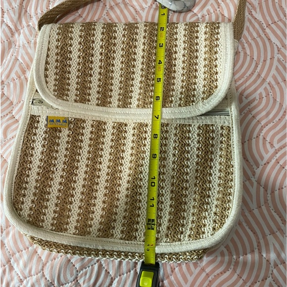 M.M.M Artesanias Bags being tan white made in Mexico - Picture 2 of 11